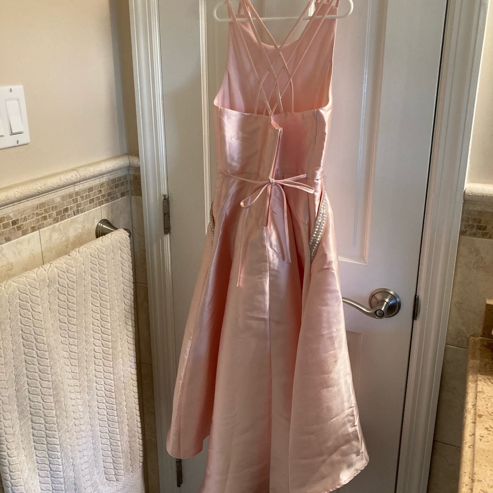 Gorgeous light pink formal/special occasion dress - Picture 2 of 2